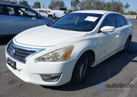 2015 Nissan Altima 2.5 S из США, поврежденный, VIN 1N4AL3APXFC479534